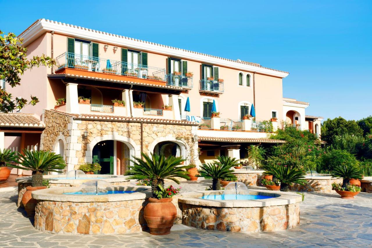 Nicolaus Club Torre Moresca Orosei Buitenkant foto