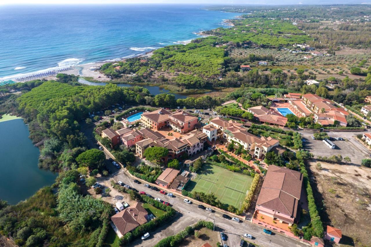 Nicolaus Club Torre Moresca Orosei Buitenkant foto