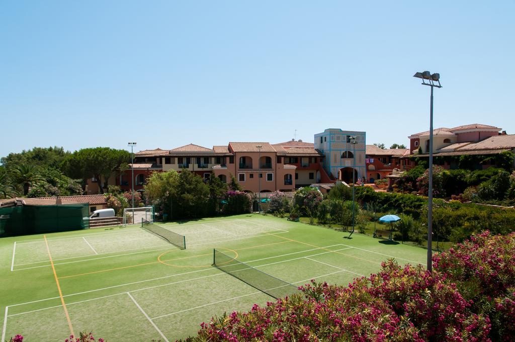 Nicolaus Club Torre Moresca Orosei Buitenkant foto