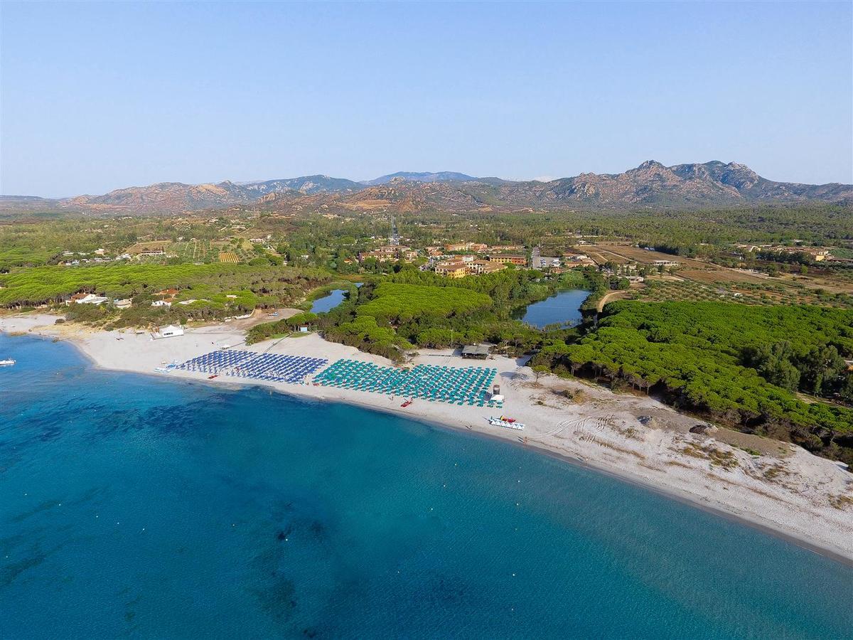 Nicolaus Club Torre Moresca Orosei Buitenkant foto